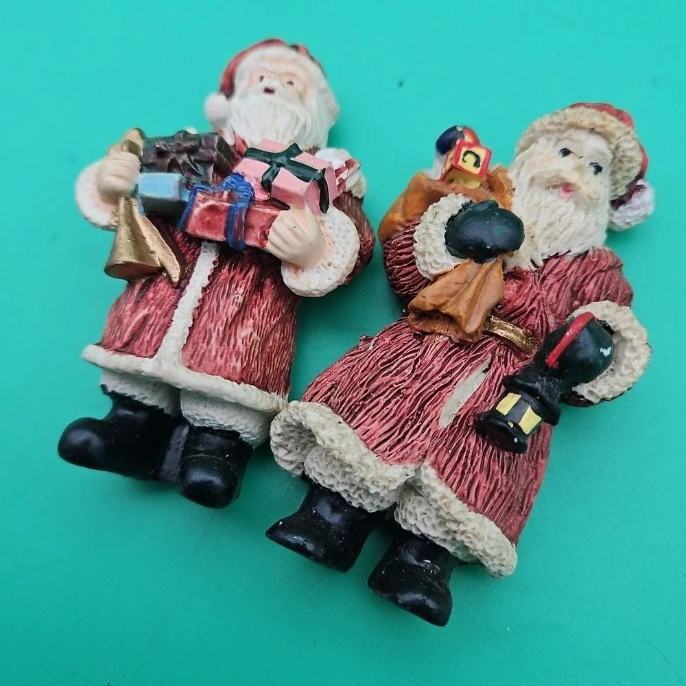 Set Of 2 Vintage Christmas Santa Claus Refrigerator Magnets